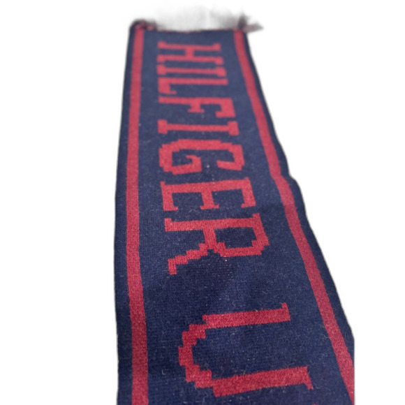 🧣 NWT Tommy Hilfiger Wool Blend Logo Scarf • Navy Dark Red Cream • One Size ✨ - Picture 4 of 7